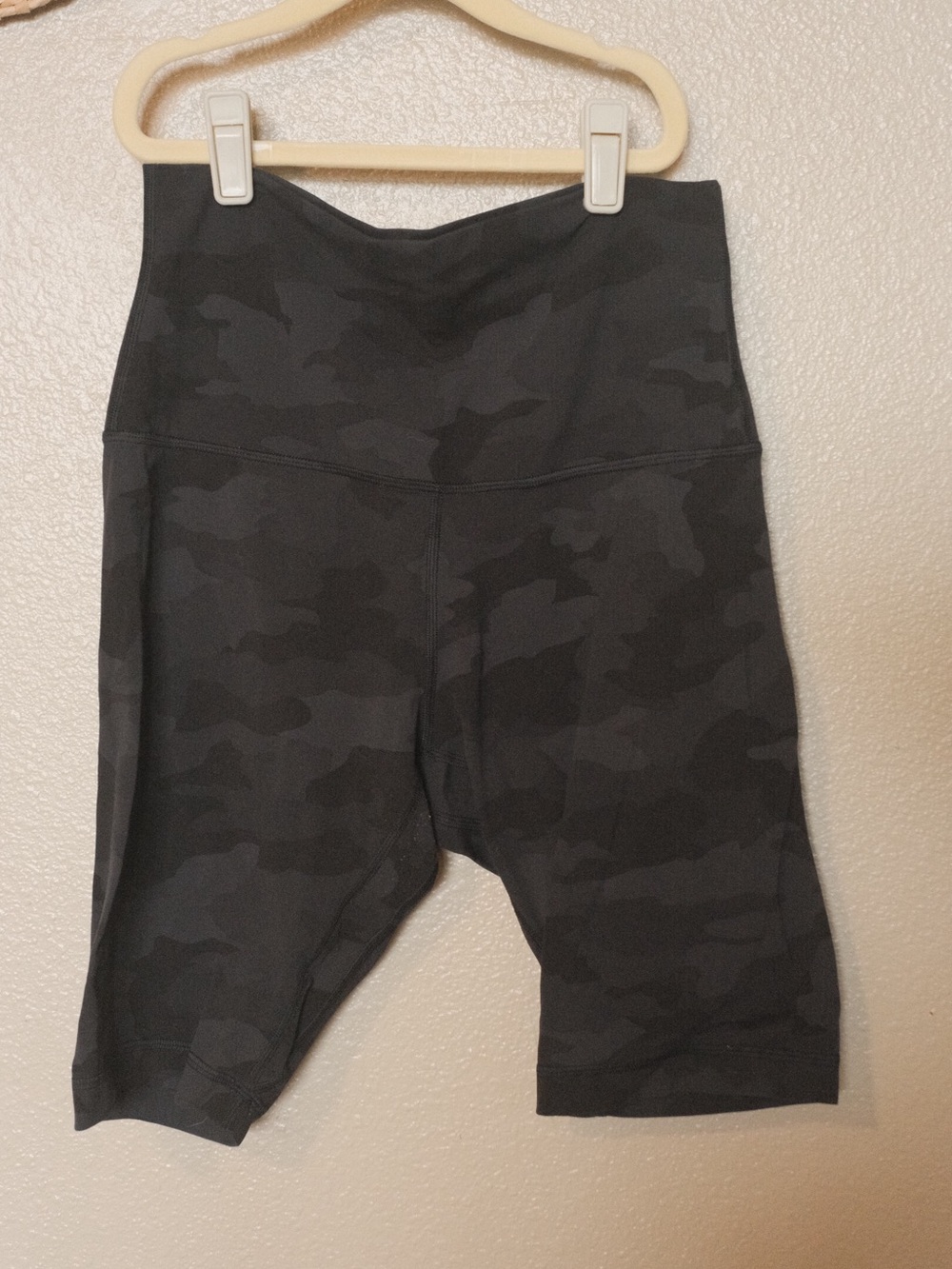 Lulu Align High-Waist Camo Bike Shorts - Black
